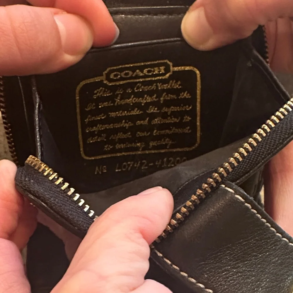 Coach vintage compact